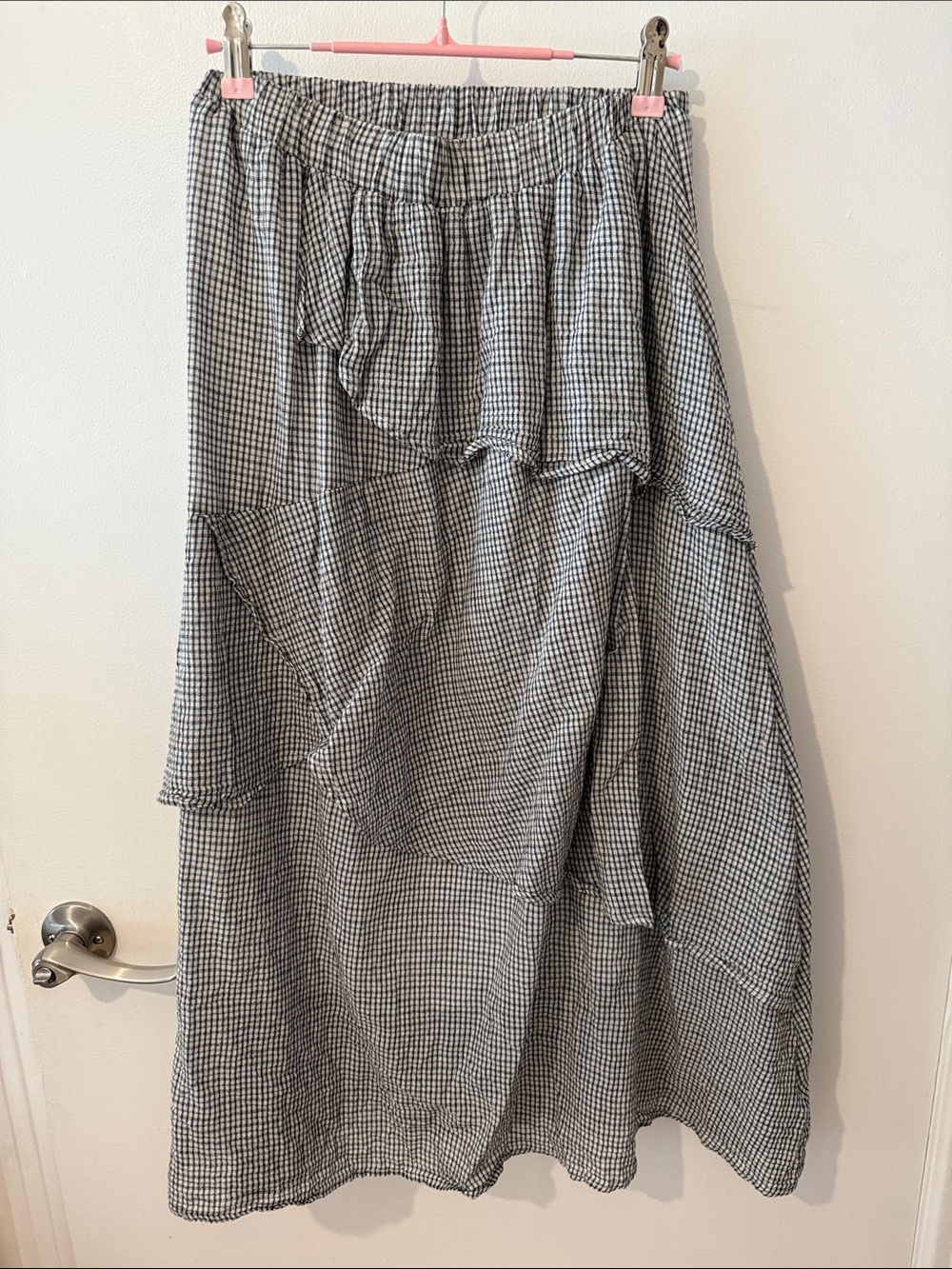 Womens Black & White Gingham Tiered Midi Skirt
